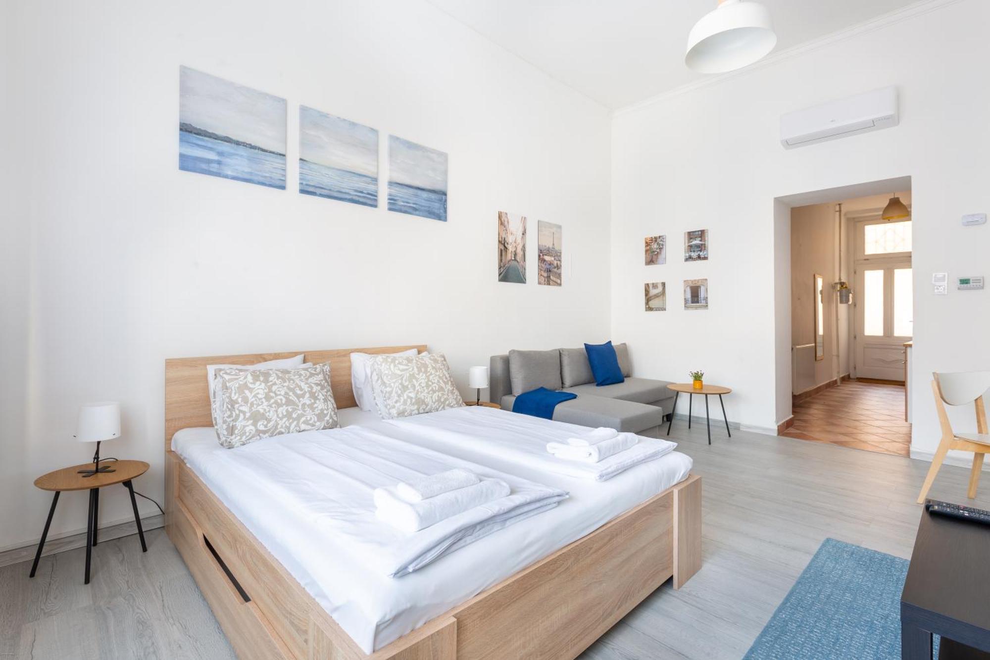Apartament Merax *