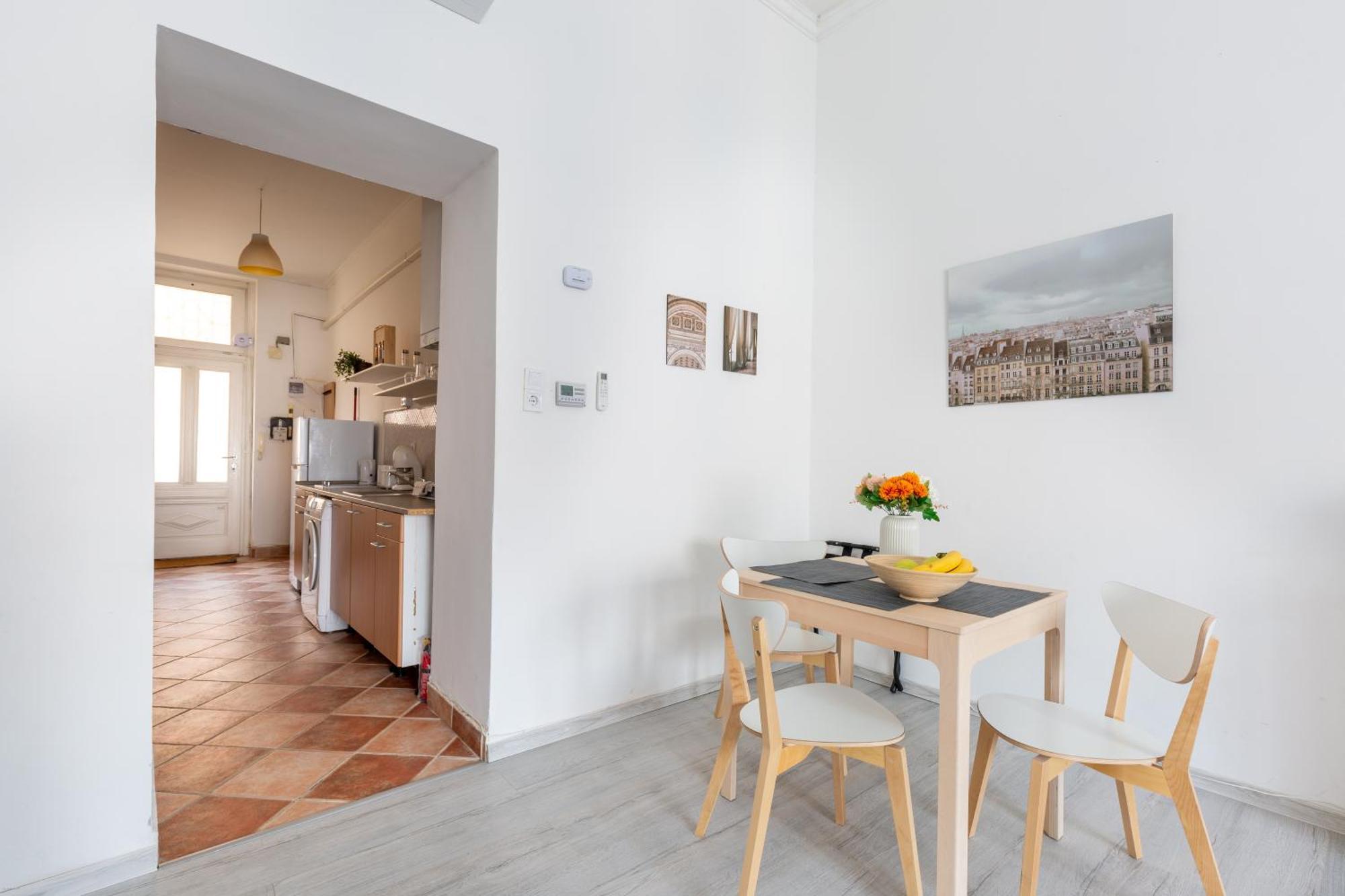 Merax Apartment *
