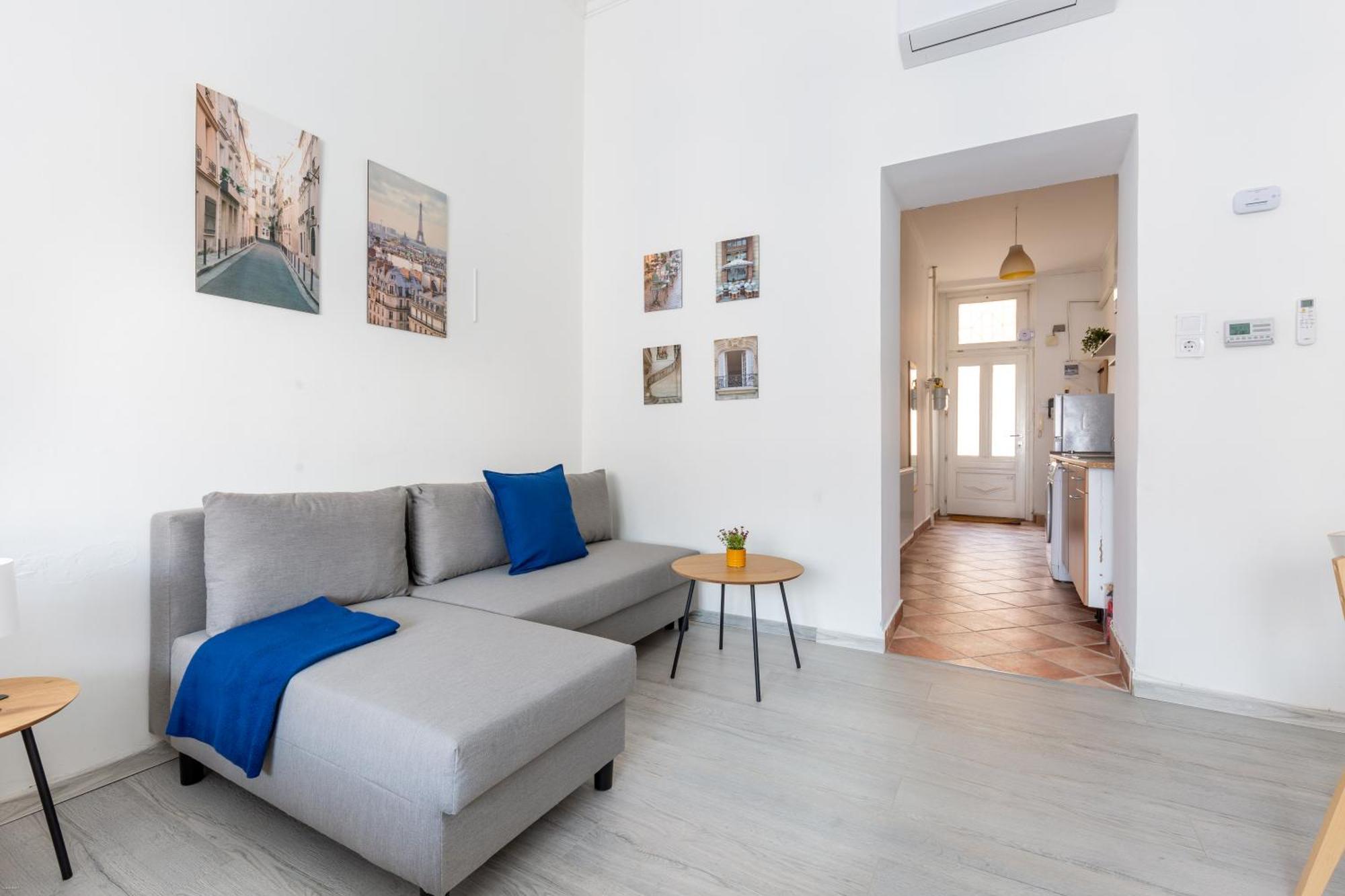 Merax Apartment *