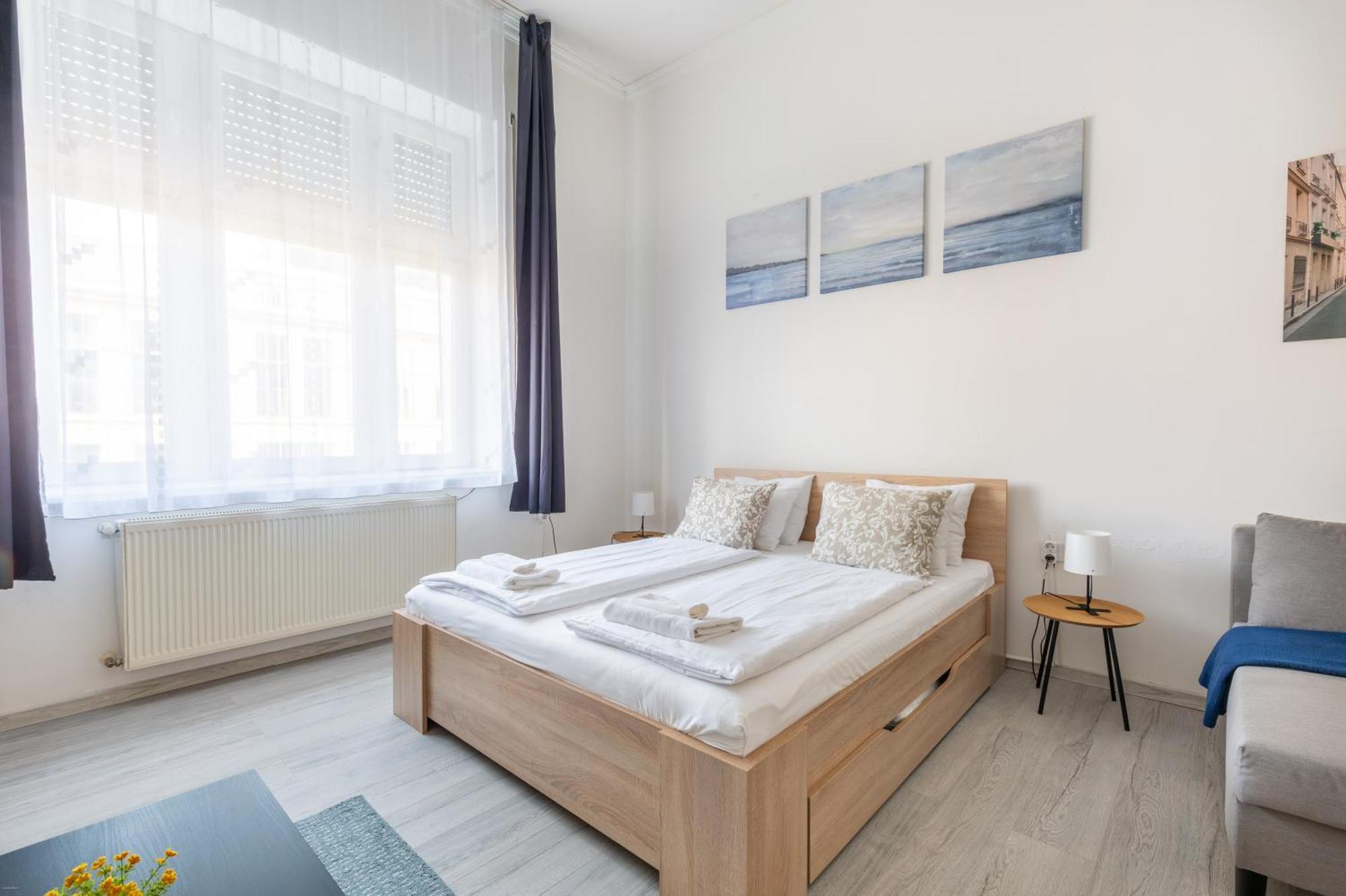 Merax Apartment *
